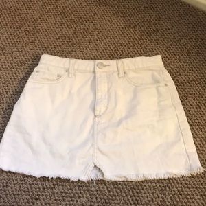 Cream denim skirt!
